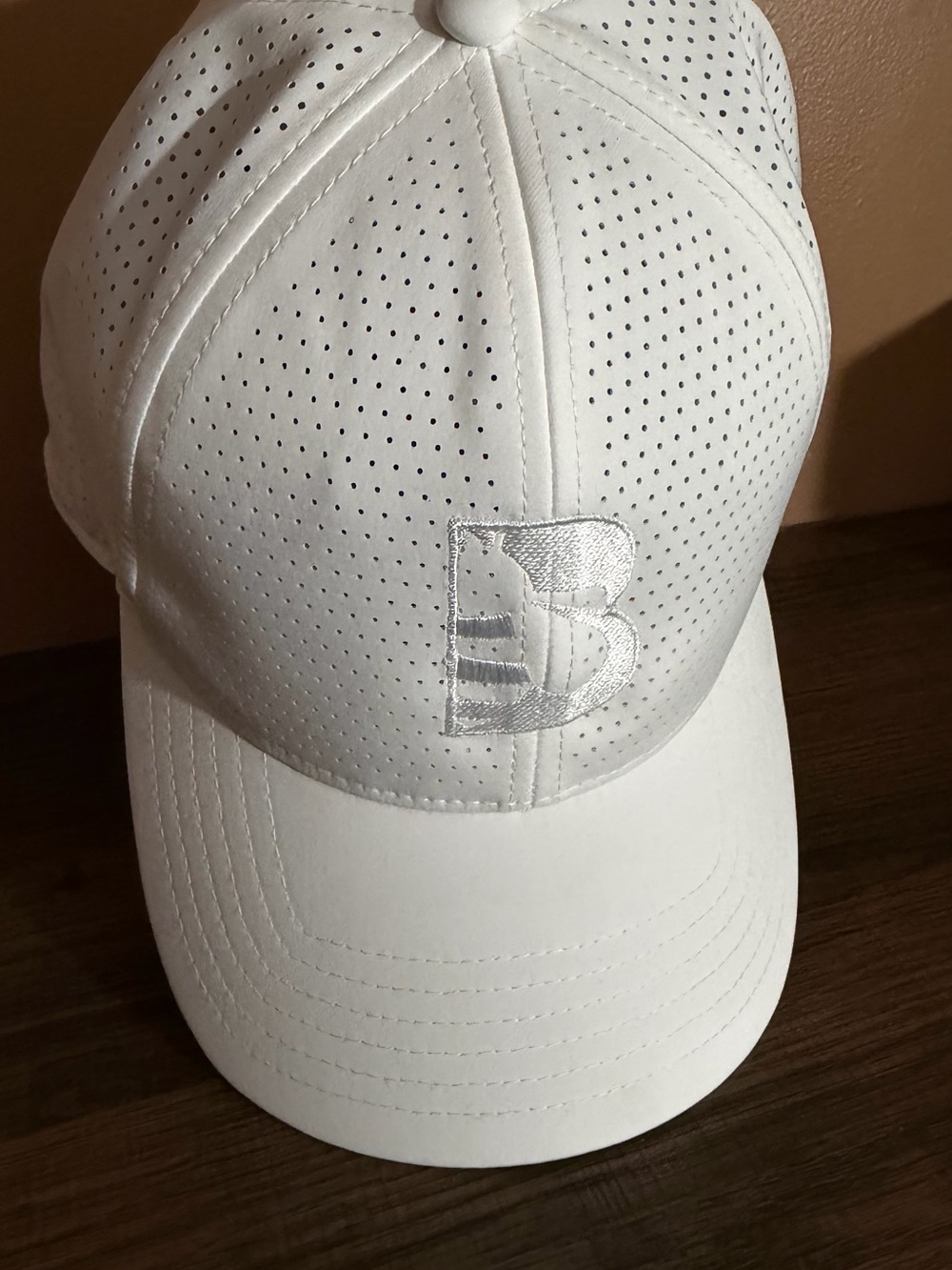 White Perforated Baseball Cap with Embroidered 'B' Logo - Men's Accessories